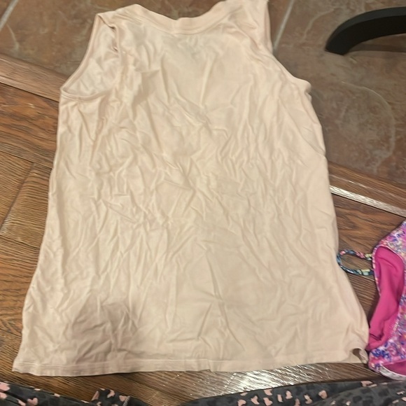 EUC Fifth Sun Light Pink Mom Tank Top Size Medium - Picture 5 of 5